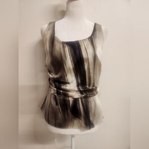 🦋Elie Tahari Elegant Sleeveless Top with Abstract Pattern Med P2P 18" Darted